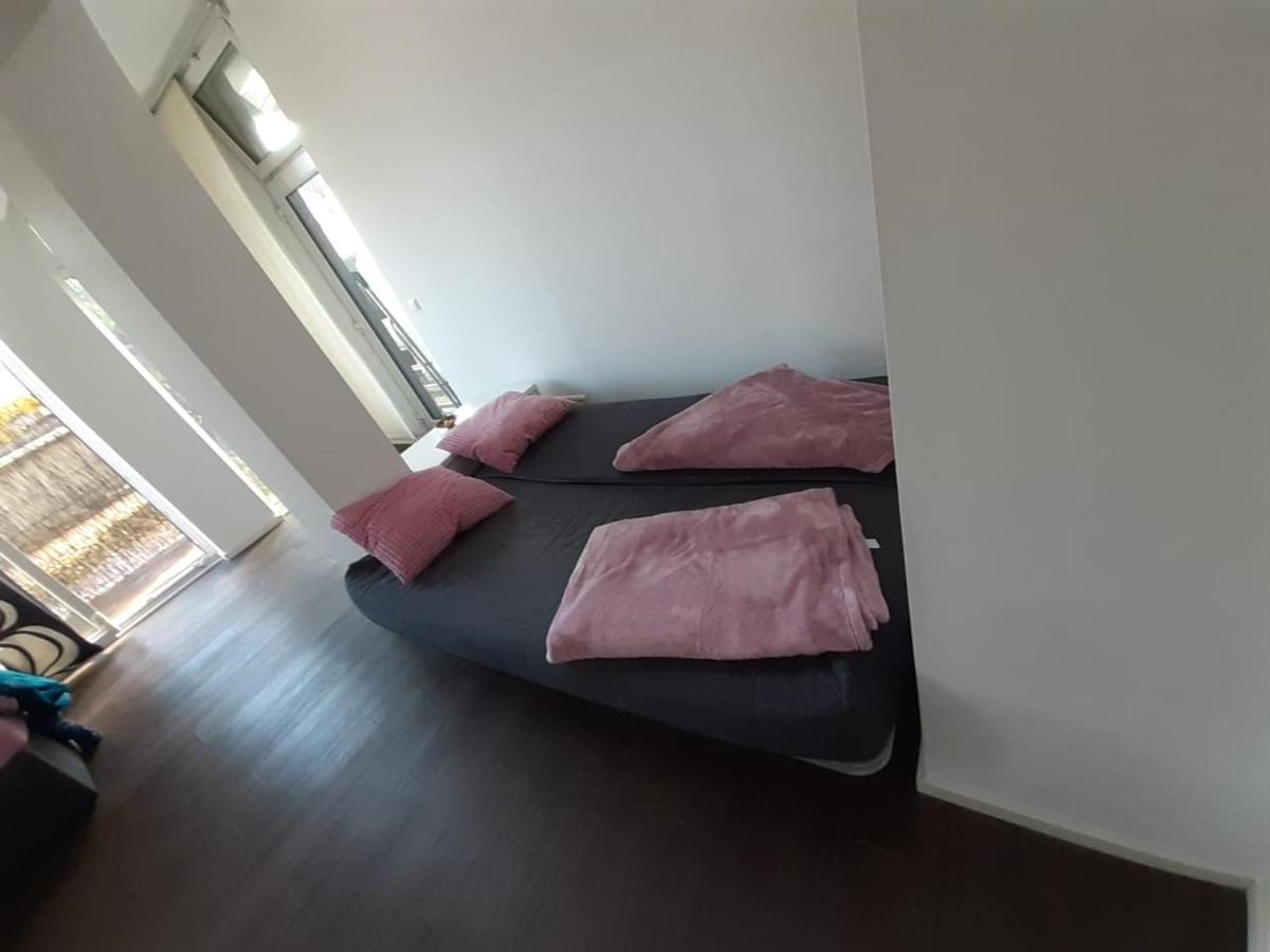 Luxurioese Wohnung Mit Eigenem Garten Augsbourg Extérieur photo
