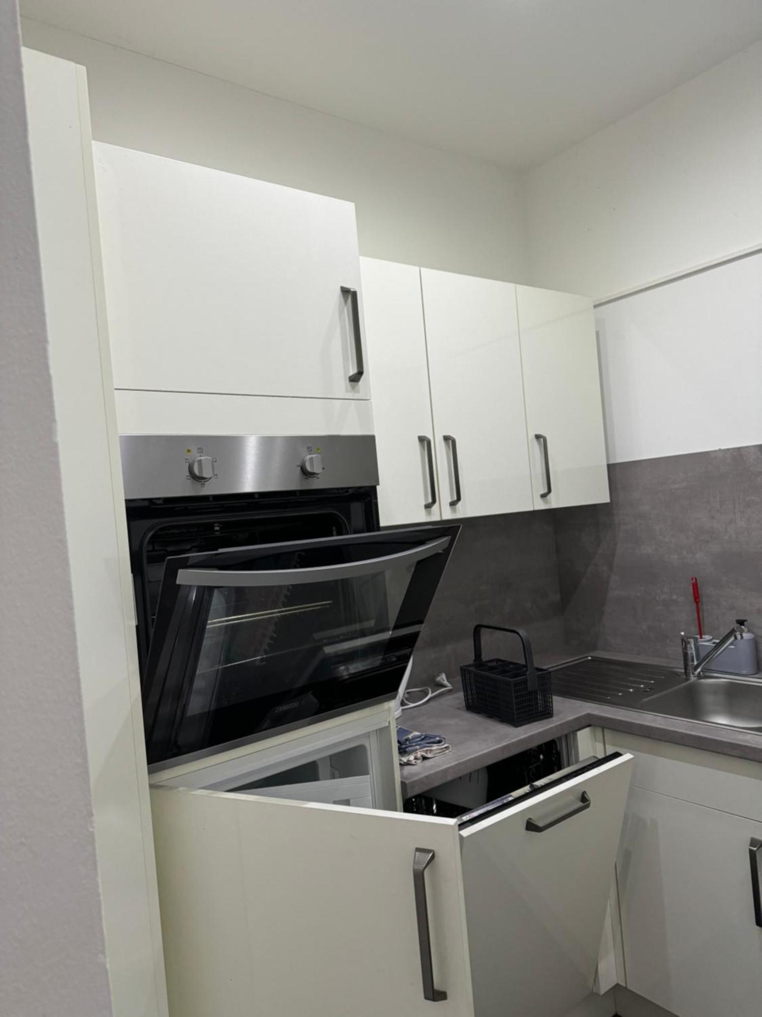 Luxurioese Wohnung Mit Eigenem Garten Augsbourg Extérieur photo